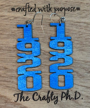 1920 vertical wooden earrings
