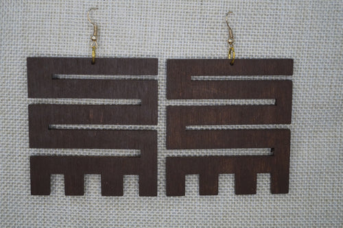 Twisting earrings (Nkyinkyim)