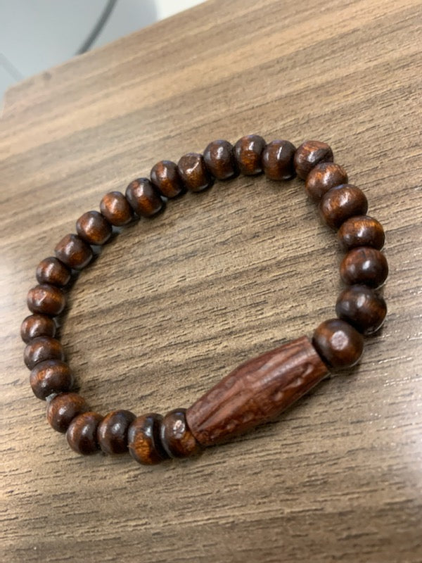 Pointed Carved bracelet