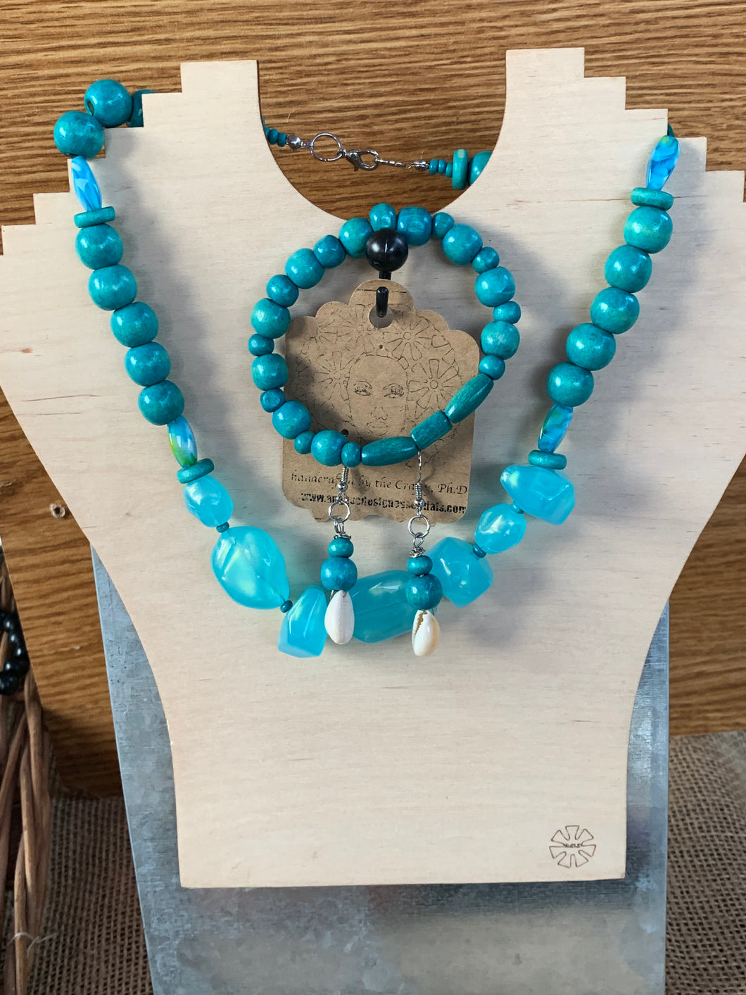 The Turquoise Chunk Necklace Set